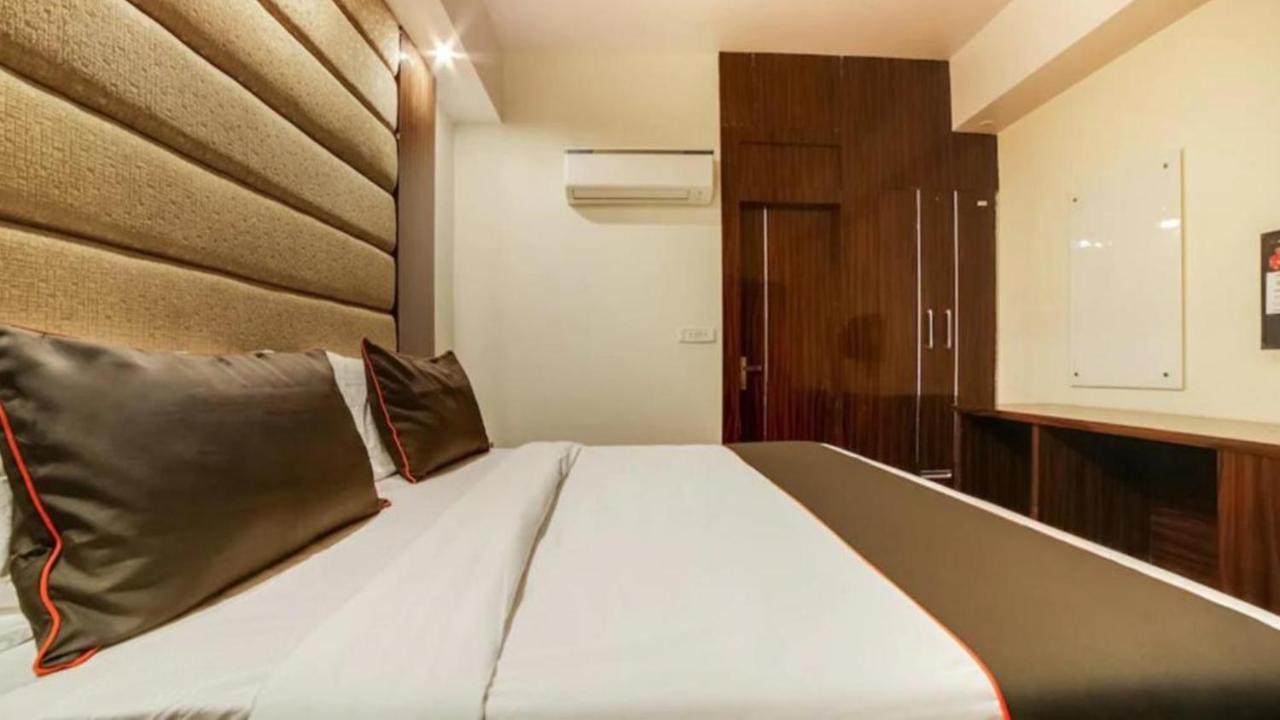 Hotel Olive Zone Near Delhi Airport Нью-Делі Екстер'єр фото