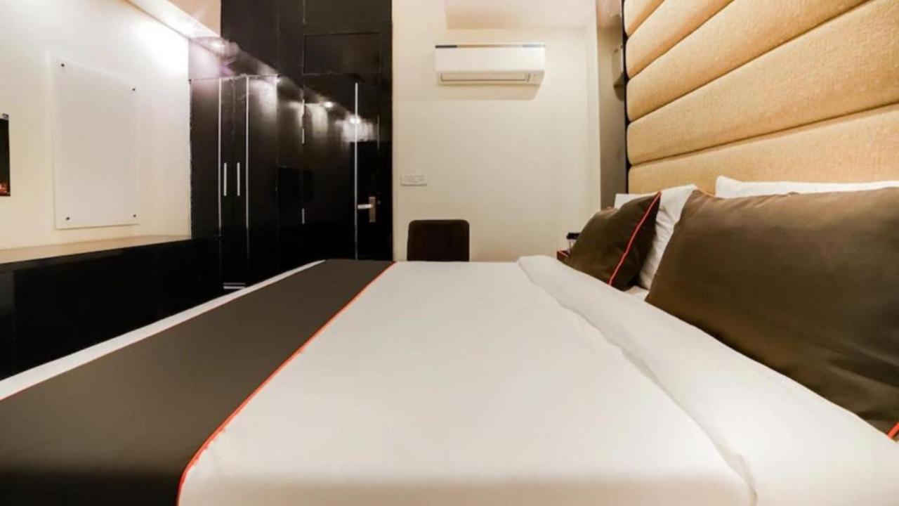 Hotel Olive Zone Near Delhi Airport Нью-Делі Екстер'єр фото